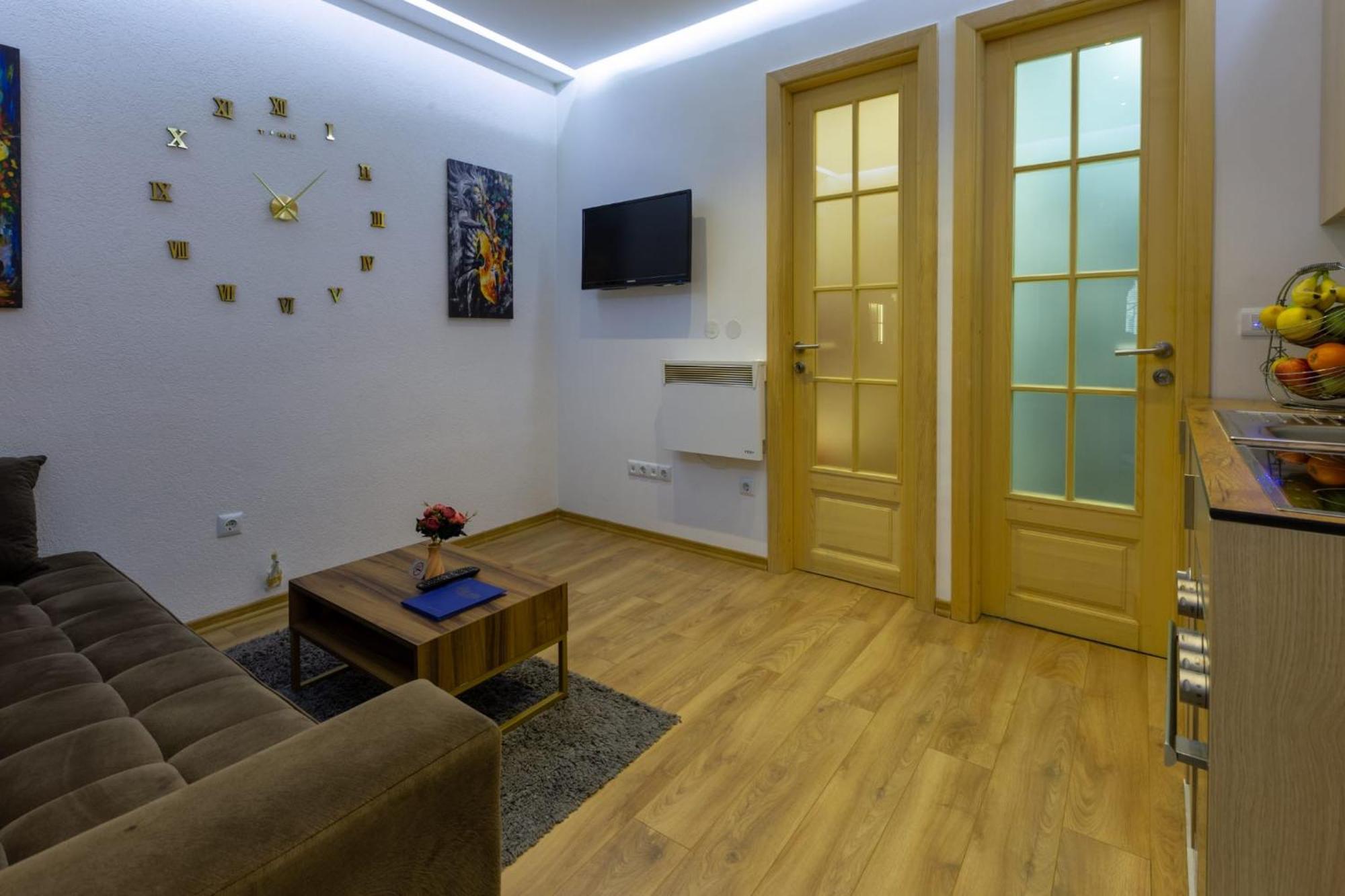 Old City Apartmani Szarajevó Szoba fotó